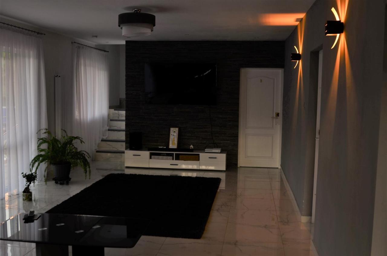Appartement Casa Sonya à Aninoasa Extérieur photo